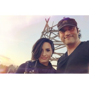 11357986_923203124399083_275782918_n