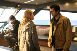 fear-the-walking-dead-season-2-promo-and-pics-how-the-survival-thing-tears-people-apart-690x460