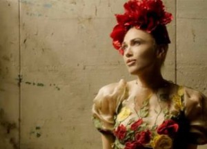 Gwen-Stefani-324x235